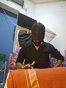 Mallukiran Show in webcam
