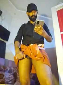 Mallukiran ওয়েবক্যাম শো