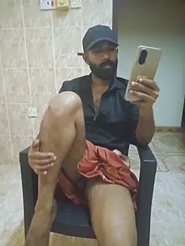 Mallukiran Show in webcam