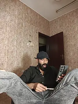 MalluBeard Adlı Modelin Web Kamerası Şovu