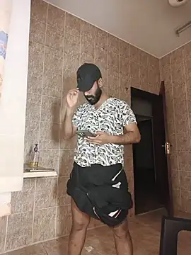 הופעת וובקאם של MalluBeard