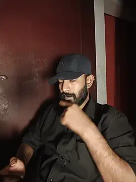 MalluBeard Show in webcam