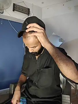 MalluBeard Pertunjukan Webcam
