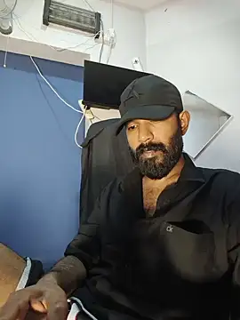 Show modela MalluBeard na web-kameri