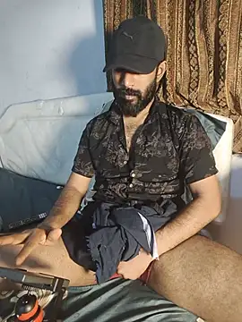 MalluBeard Pertunjukan Webcam