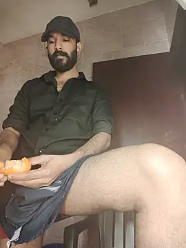 Show modela MalluBeard na web-kameri