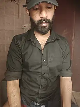 הופעת וובקאם של MalluBeard