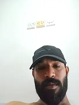 MalluBeard Adlı Modelin Web Kamerası Şovu