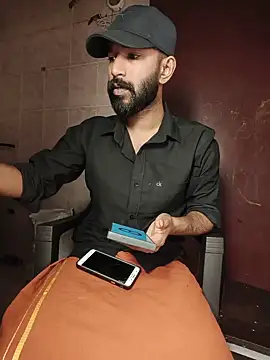Show modela MalluBeard na web-kameri