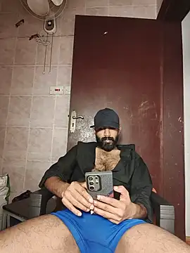 Pokazy przed kamerką – MalluBeard