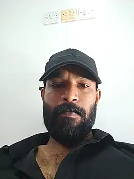 Show modela MalluBeard na web-kameri