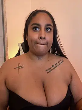 Chatroom XXX en direct de Liith