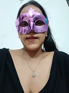 Shivani_hotty Chat XXX live