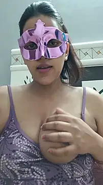 Chat +18 de Shivani_hotty ao vivo