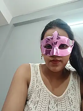 Chat +18 de Shivani_hotty ao vivo