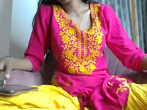 Marathi_amruta1 – Kamerová šou