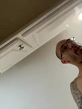 mack6900 Show in webcam