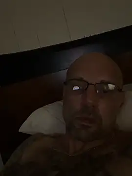 mack6900 Show in webcam