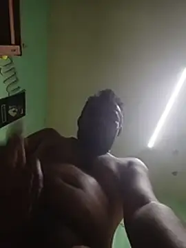 Juliocs330 Webcam-Show