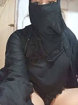 -Batta- Adlı Modelin Web Kamerası Şovu