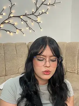 دردشة Effy_stone444 الجنسية المباشرة