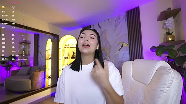 LiaWheeler's Live XXX Chat