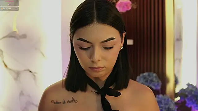 LiaWheeler Live XXX-Chat