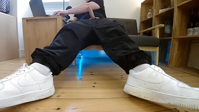 jonas_camboy's Webcam Show