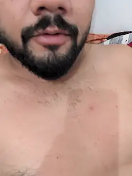sexytomdev Show in webcam