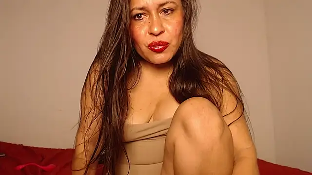 צ'אט XXX בשידור חי של _SEXY_MATURE_