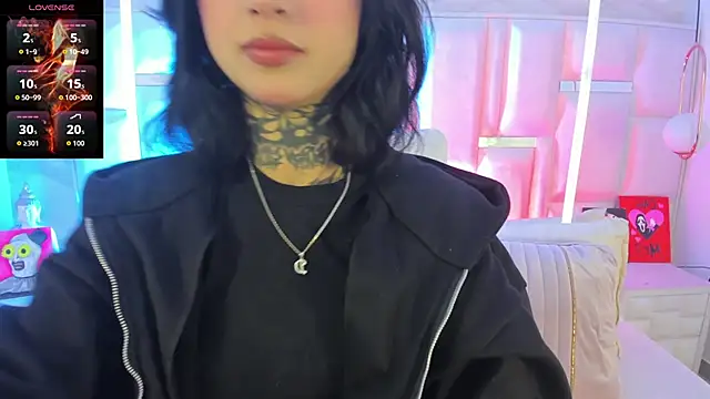doll__bella: онлайн-секс-чат