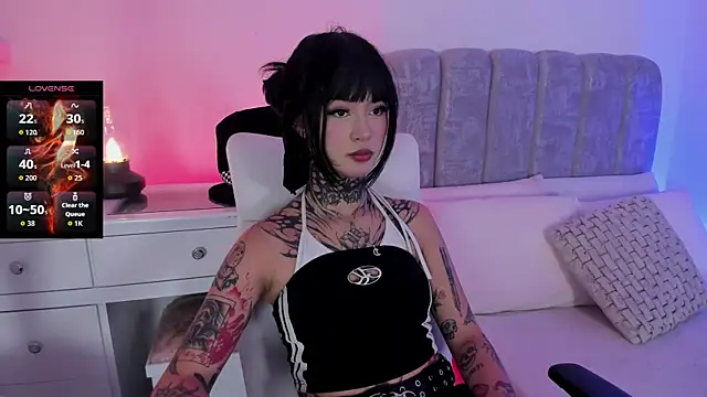 doll__bella's Webcam Show