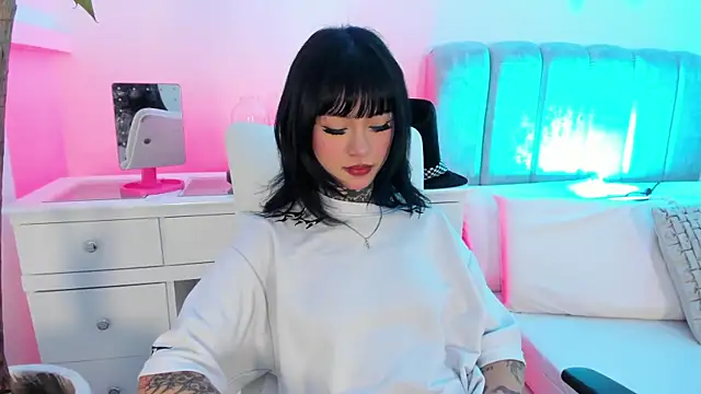 doll__bella Adlı Modelin Web Kamerası Şovu
