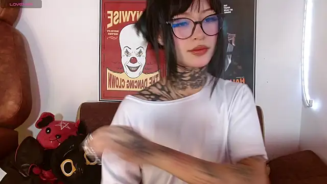 צ'אט XXX בשידור חי של doll__bella
