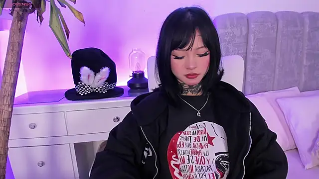 doll__bella Webcam Show