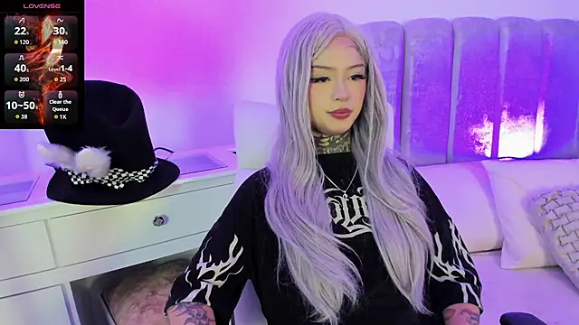 Chat +18 de doll__bella ao vivo