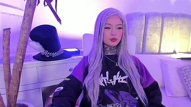 doll__bella's Webcam Show
