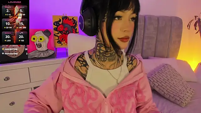 XXX chat uživo modela doll__bella