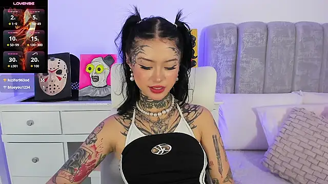 Živý XXX chat doll__bella