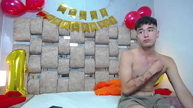 KathyAiden's Webcam Show