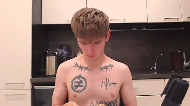 Fredd_Xanders – webcam-show