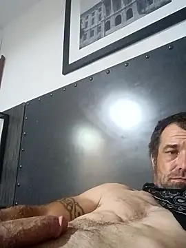 Show modela PaintCowboy na web-kameri
