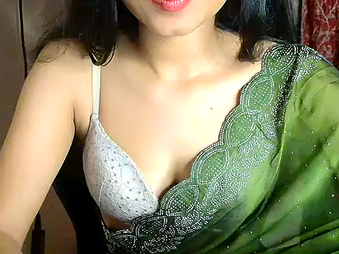 Sexy_Sanaya2's Webcam Show