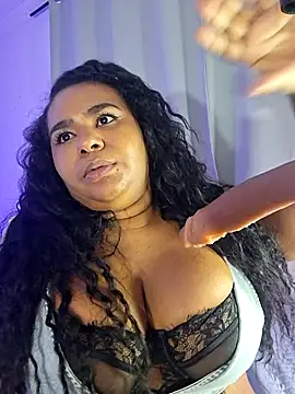 Chat +18 de chocolattesexxx ao vivo