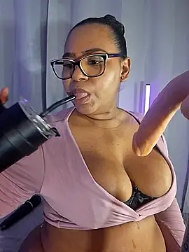 chocolattesexxx Live XXX-Chat