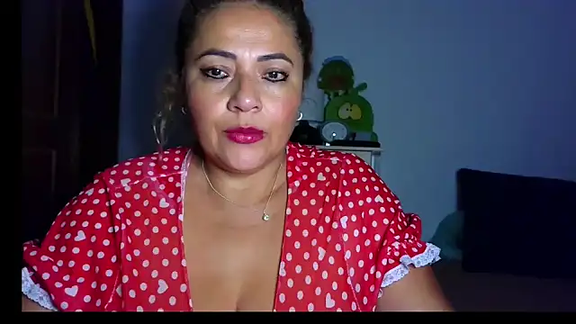 mariajosebarrazaa Adlı Modelin Web Kamerası Şovu