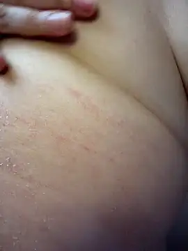 CurlyMilf_Vannexxxa Adlı Modelin Web Kamerası Şovu