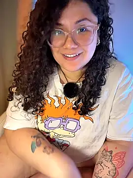 CurlyMilf_Vannexxxa's Webcam Show