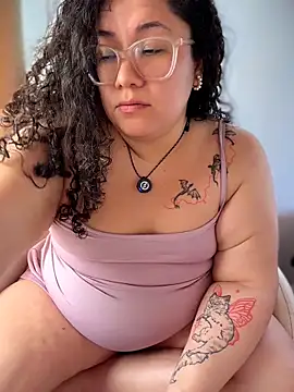 CurlyMilf_Vannexxxa Adlı Modelin Canlı XXX Sohbeti