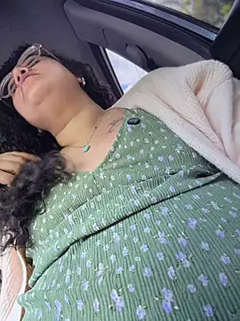 CurlyMilf_Vannexxxa 网络视讯表演